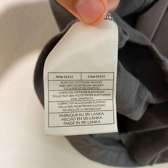 Nike Dri-Fit Black Racerback Tank Top Women’s XL Activewear Gym Yoga - Picture 5 of 7